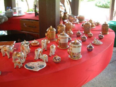 COMERCIO - FIGURAS DECORACION